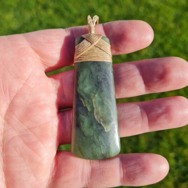 Large Pounamu Toki