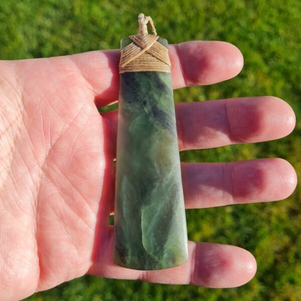 Large Pounamu Toki