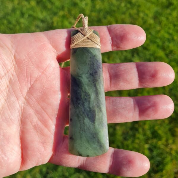 Large Pounamu Toki