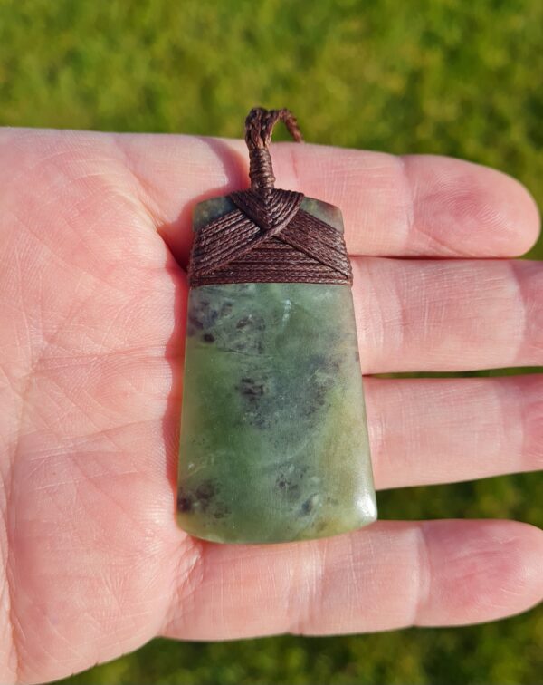 Pounamu Toki 27