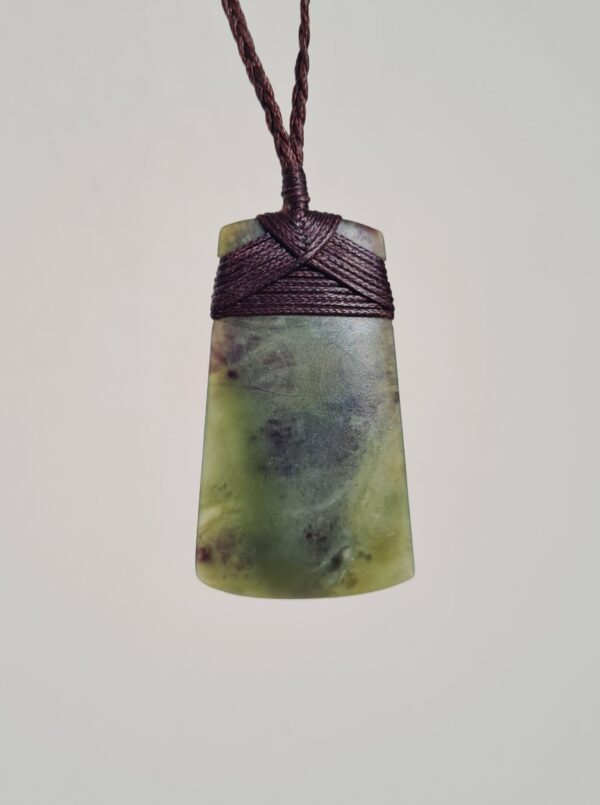 Pounamu Toki 36