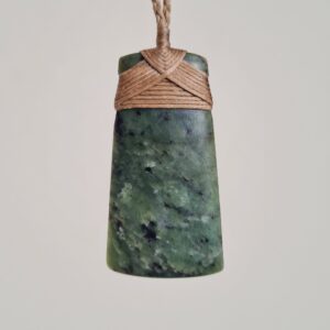 Pounamu Toki 31