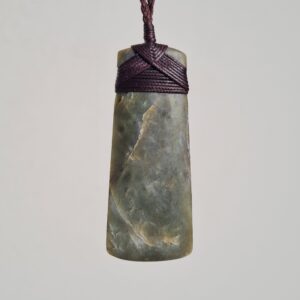 Pounamu Toki 32