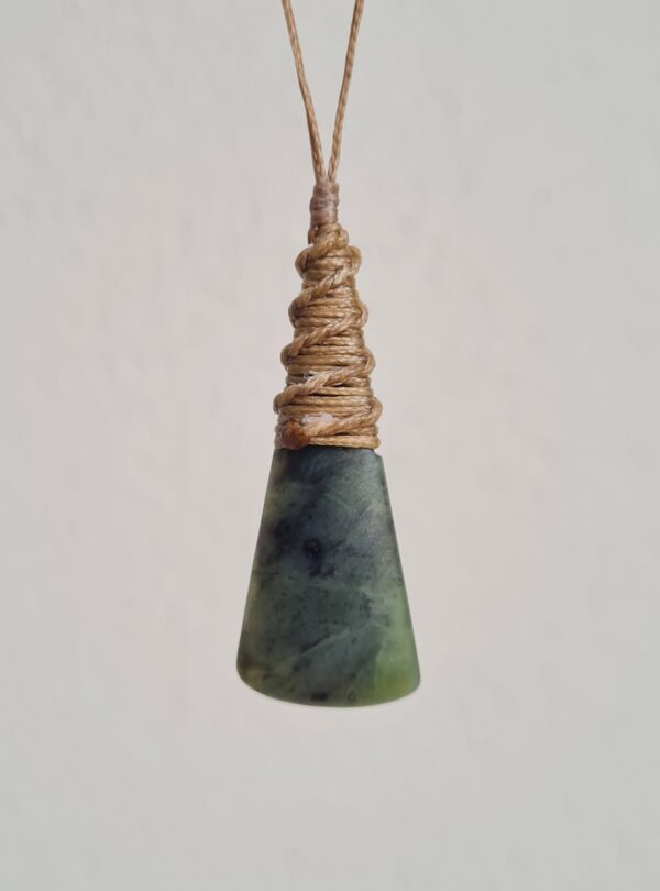 Pounamu Teardrop 63