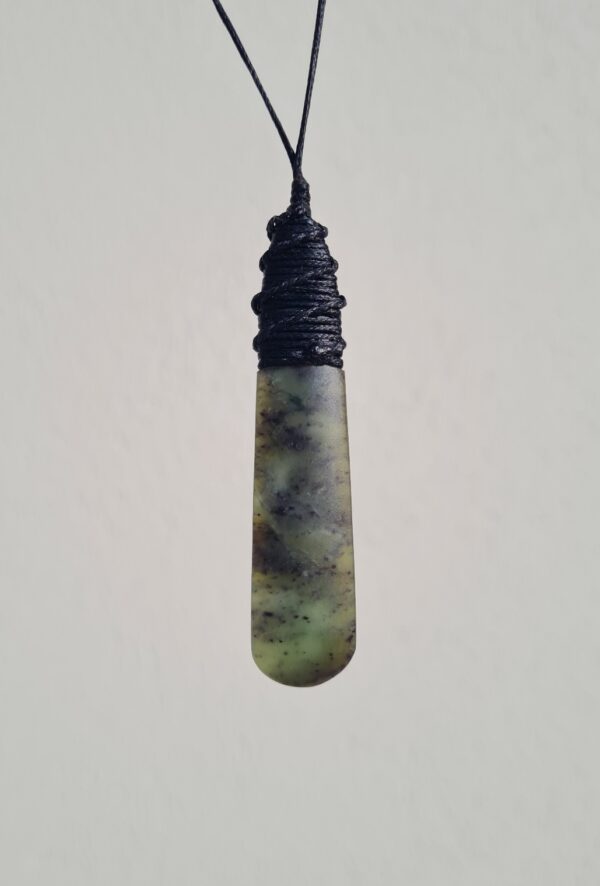 Pounamu Teardrop 79